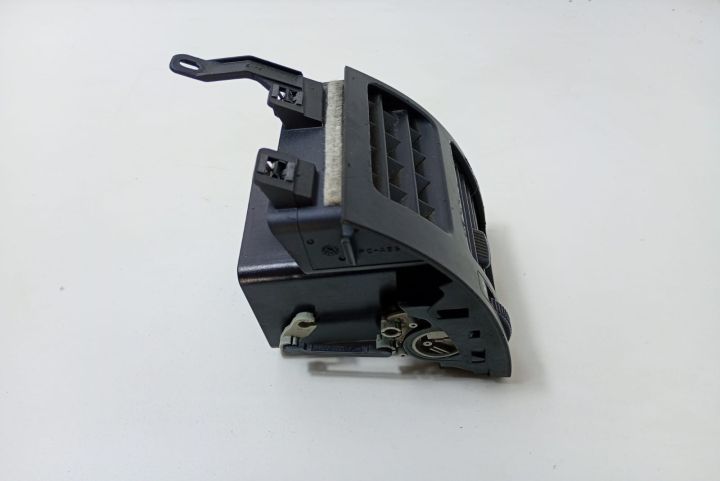 Grila ventilatie bord 1T0819704A Volkswagen VW Touran prima generatie