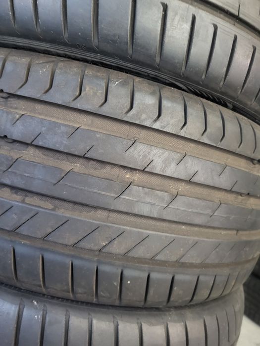 4 бр летни 235/40/18 Vredestein