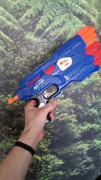 Nerf пистолет играчка