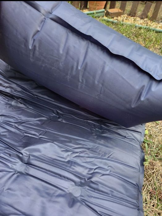 Saltea autogonflabilă