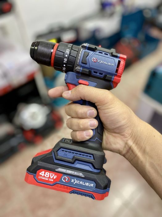 Аккумуляторный шуруповерт, шуруповерт на батарее,