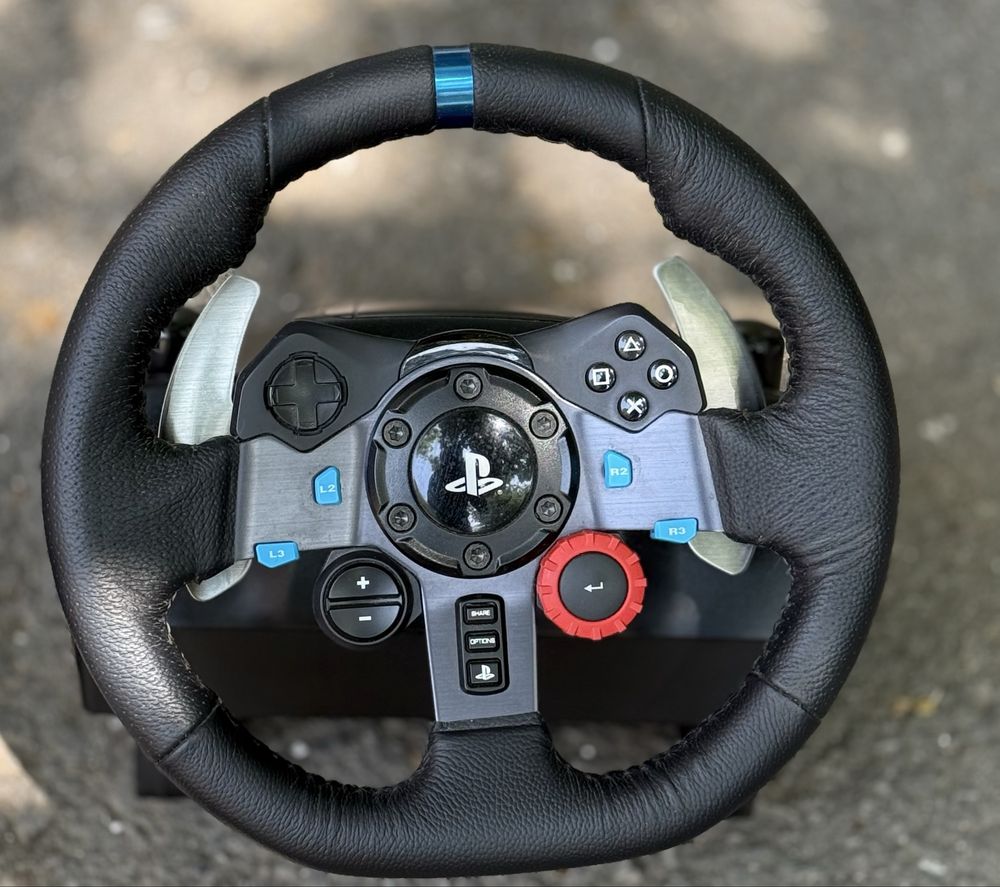 Комплект Logitech Driving Force G29 (волан + педали + скоростен лост)