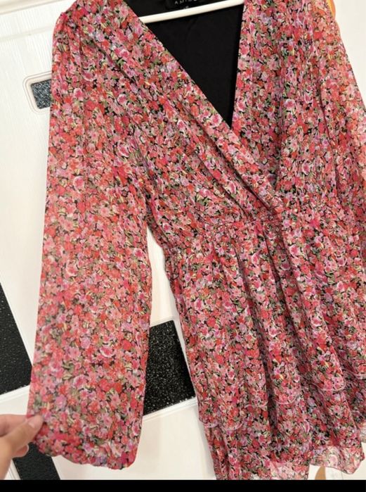 Rochie mini inflorata