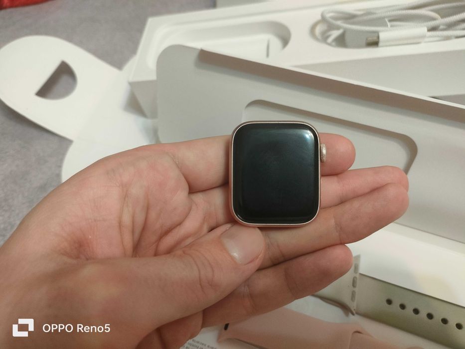 Часы Apple watch 4