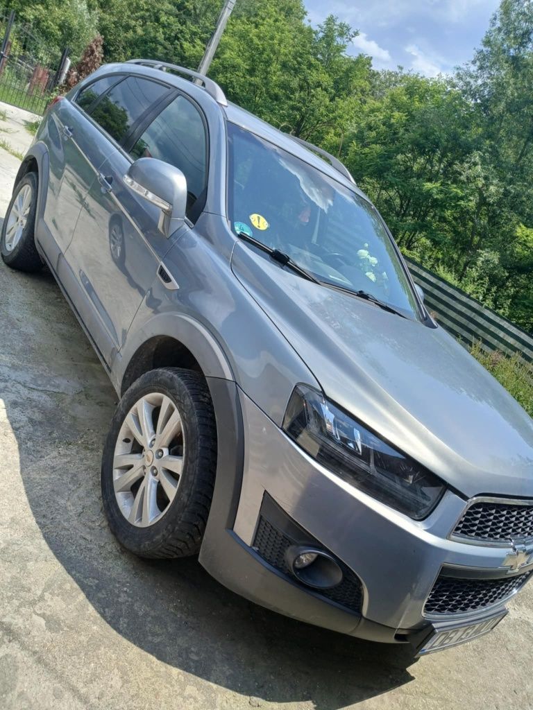 Vând Chevrolet captiva