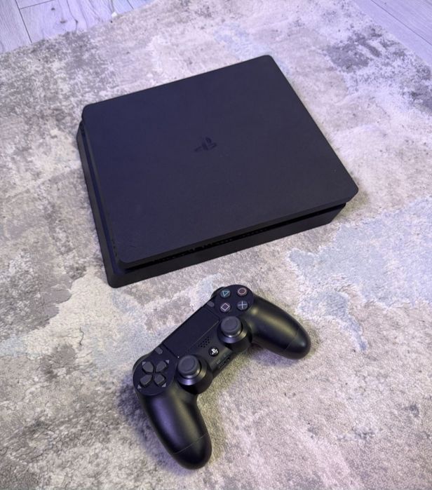 Ps 4 slim ca nou