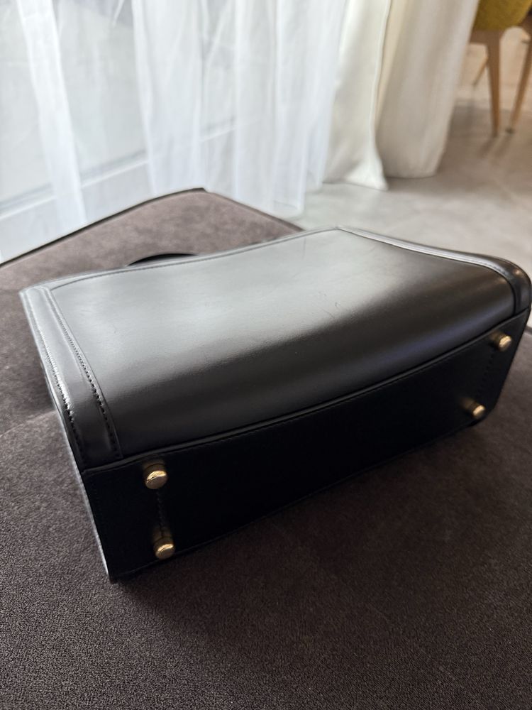 Дамска кожена чанта Coach