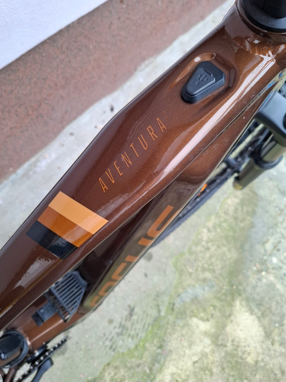 Focus Aventura 2 E Bike Mokka Brown
