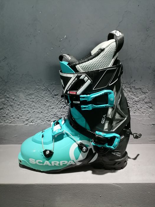 Clapari schiuri ski tura dama Scarpa Gea Test marime 26.5