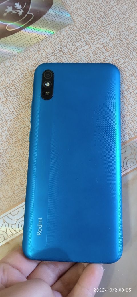 срочно Продаю REDMI 9A чуть чуть разбит экран обмен на 11 айфон