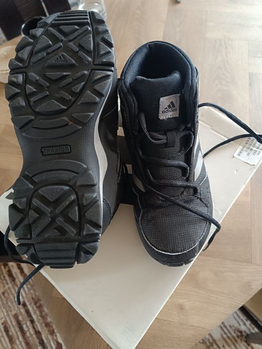 Детски боти Adidas