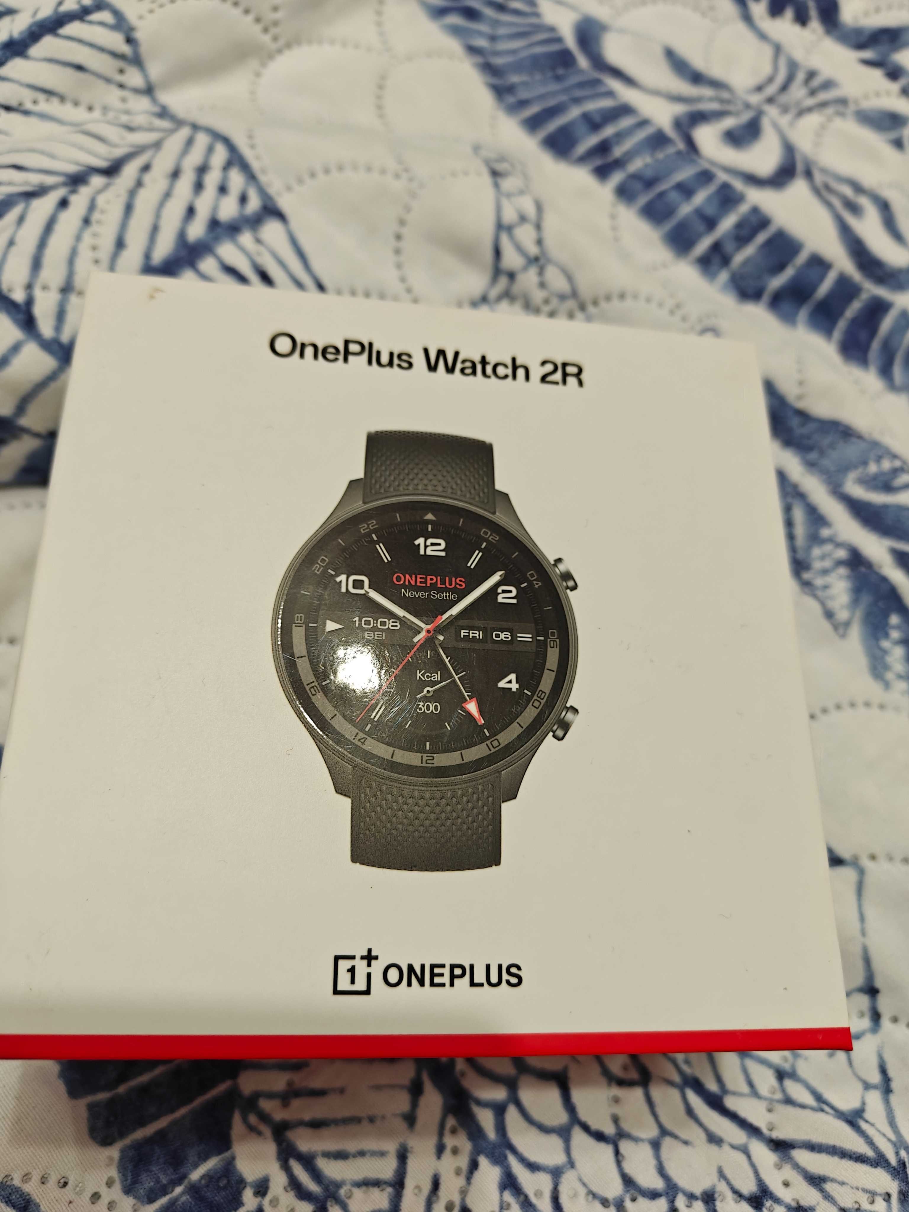 Чисто нов смарт часовник oneplus watch 2r