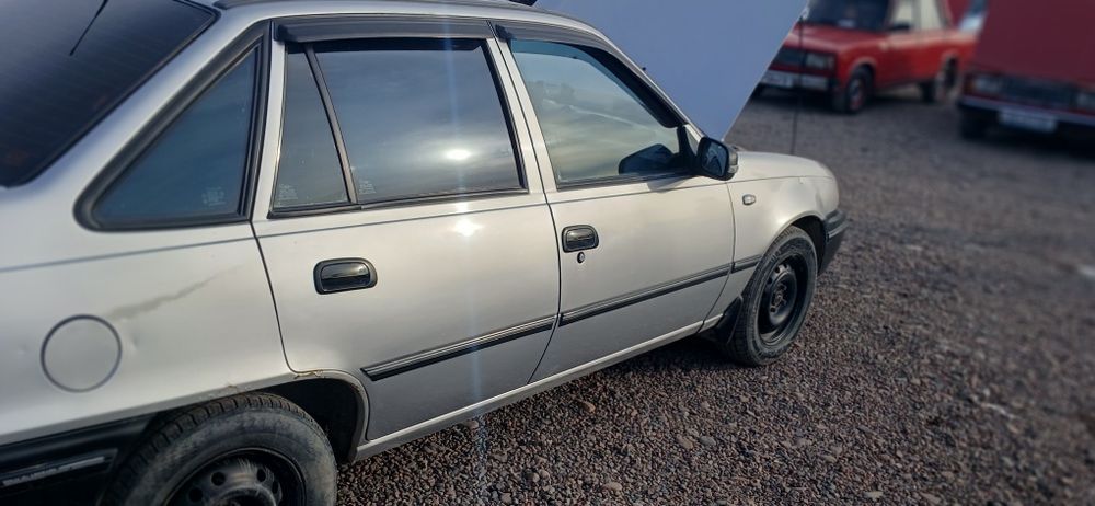 Nexia1 2004 yil holati yaxshi