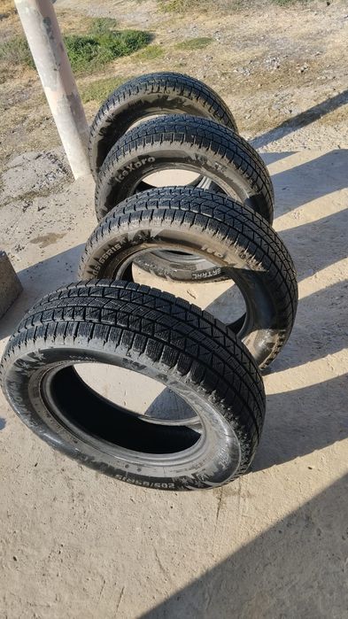 Шины зимние 205/65/15