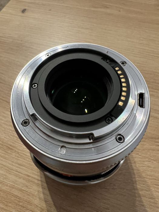 Viltrox 33mm 1.4 STM pt Canon