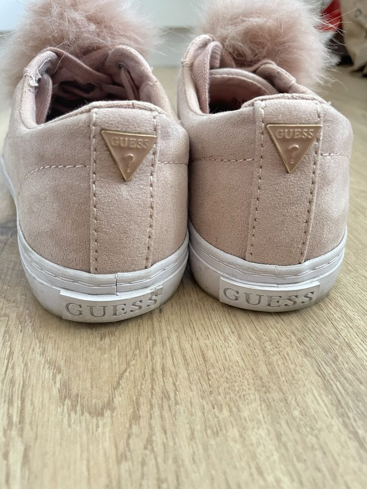 Дамски обувки Guess