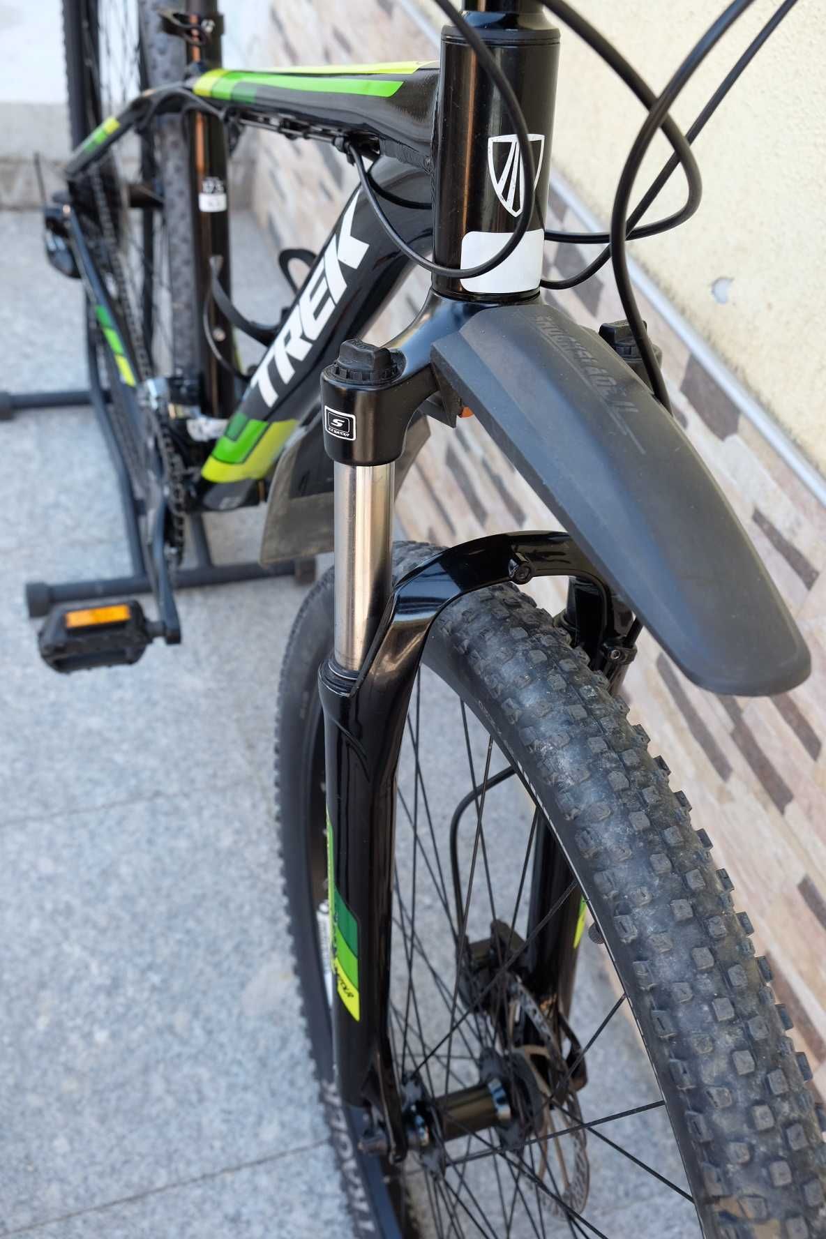 Планински алуминиев велосипед 29" TREK, скорости Shimano DEORE  ТОП