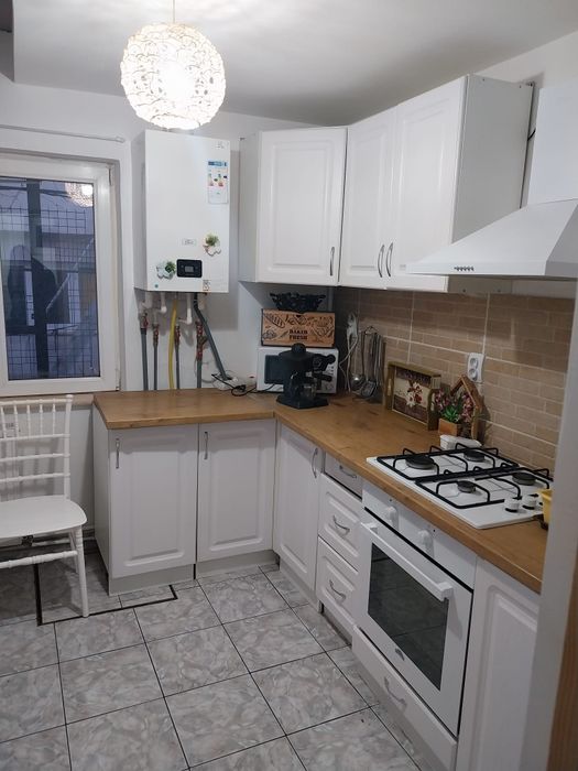 Inchiriez casa aproape de Aurel Vlaicu ( Medeea)