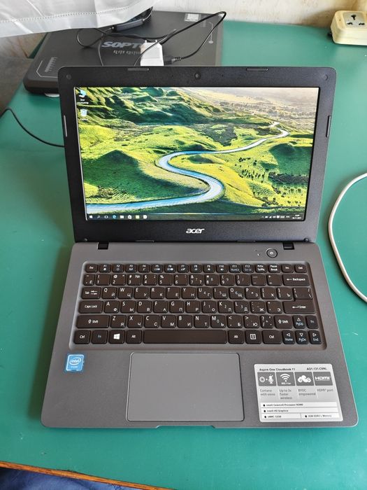 2x ядерный Ноутбук Acer не дорого.