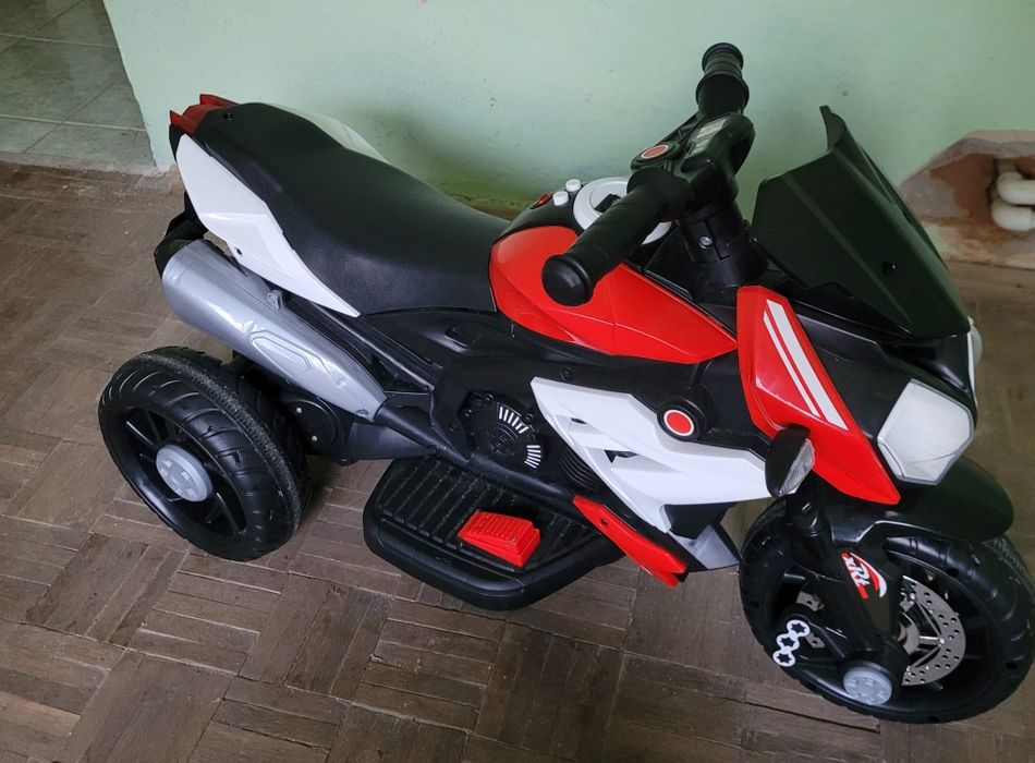Motocicletă electrică