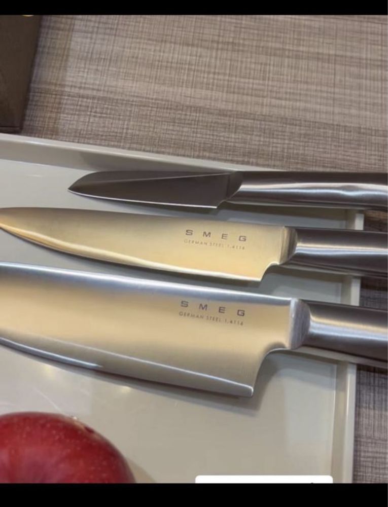 Продам SMEG ножи 32000
