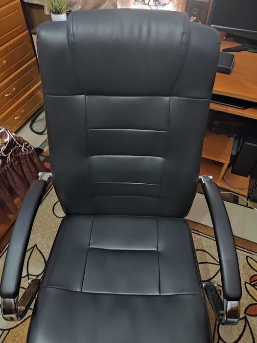 Нов Директорски стол