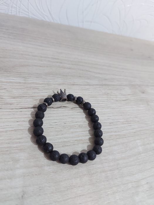 Vând brățară lava stone