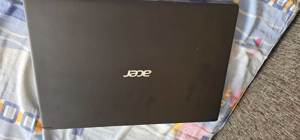 laptop Acer Aspire A515-54 N18Q13  Core i5-8265U. 1.6GHz