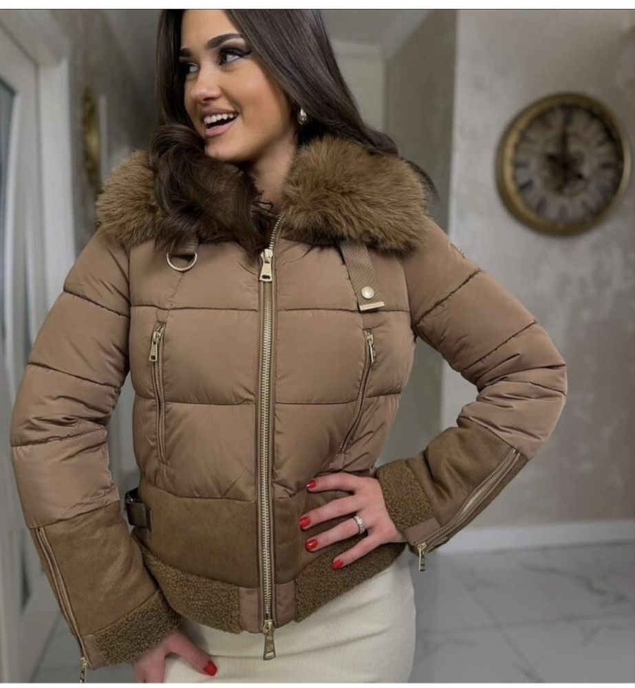 Яке Moda piu Anna