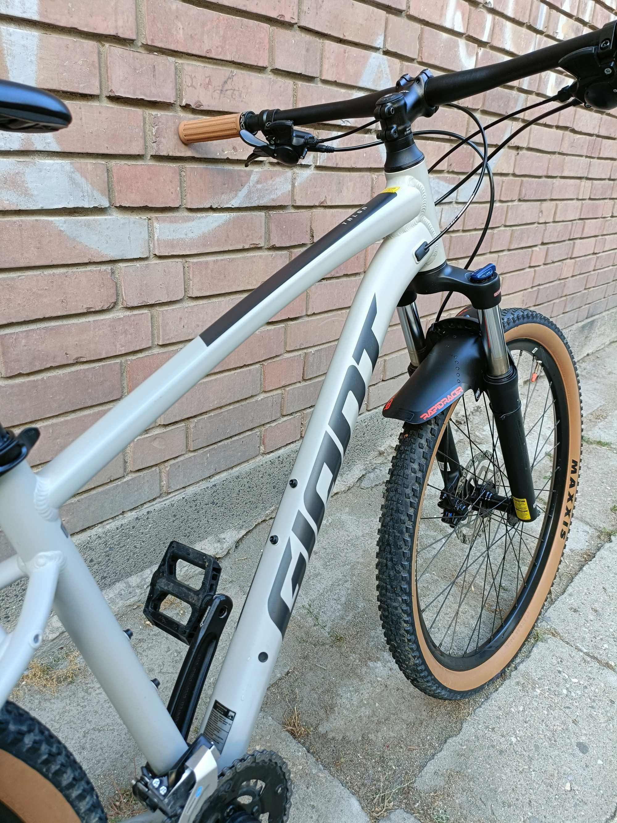 Велосипед Giant Talon 2 27.5