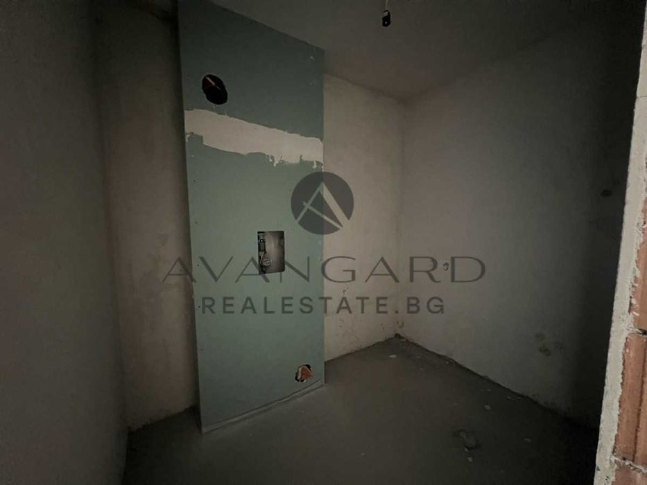 Продава се Тристаен апартамент в Пловдив, Христо Смирненски - 121 кв.м за 1480 €/кв.м - Снимка #8