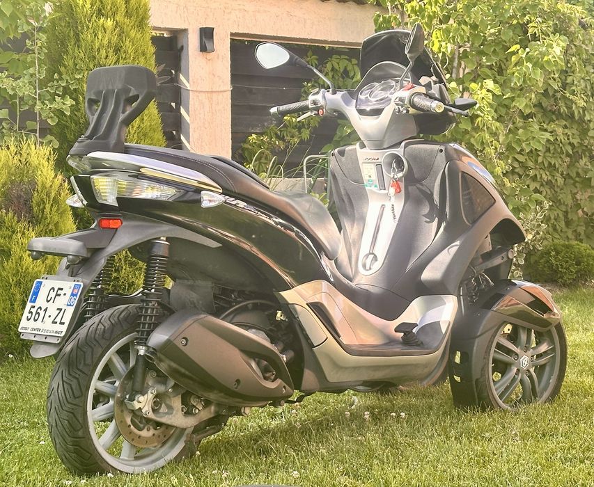 Piaggio mp3, piaggio 3 roti, triciclu, conduci cu B-ul