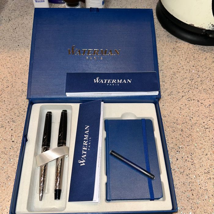 ОРИГИНАЛНИ Waterman писалка и химикал