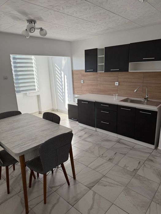 Vand apartament et4 decomandat