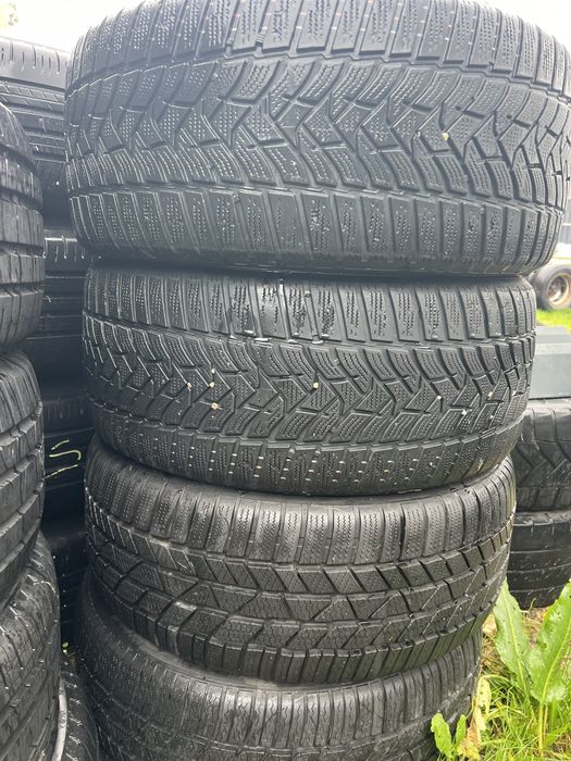 Anvelope iarna 225 40 R18 M+S