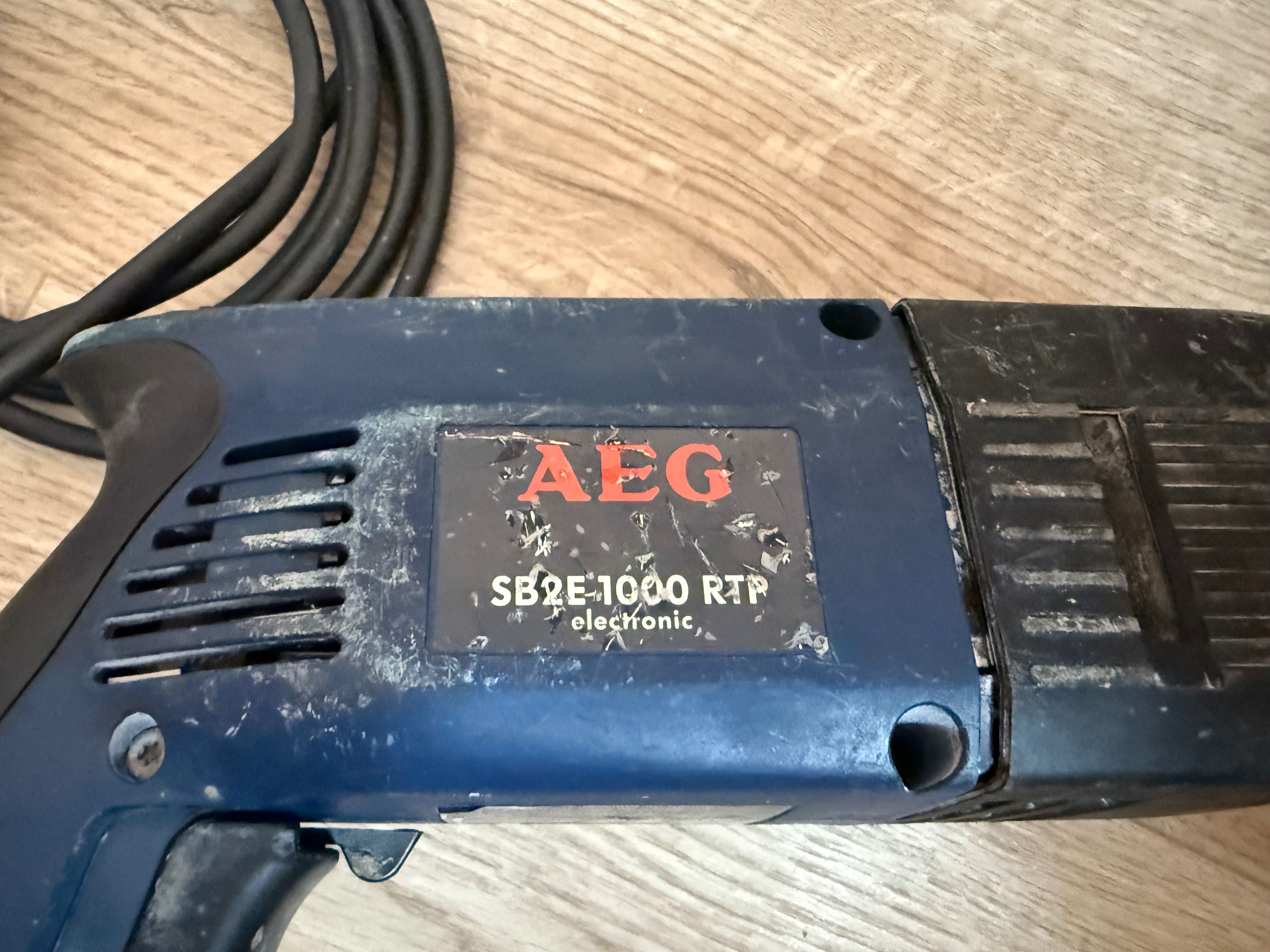 Двускоростна ударна бормашина AEG SB2E 1000 RTP 1010W Оригинална