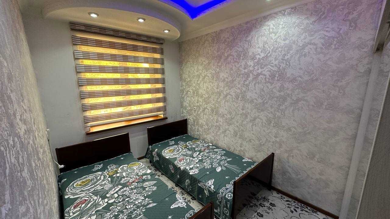 3х комнатная квартира на 2 этаже 70кв/м, в Самарканде