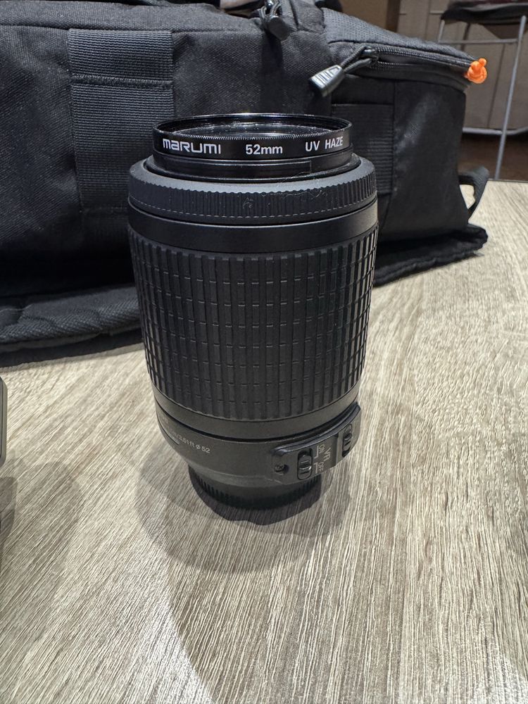 DSLR Nikon D3300 obiectiv 18-55mm si obiectiv 55-200mm