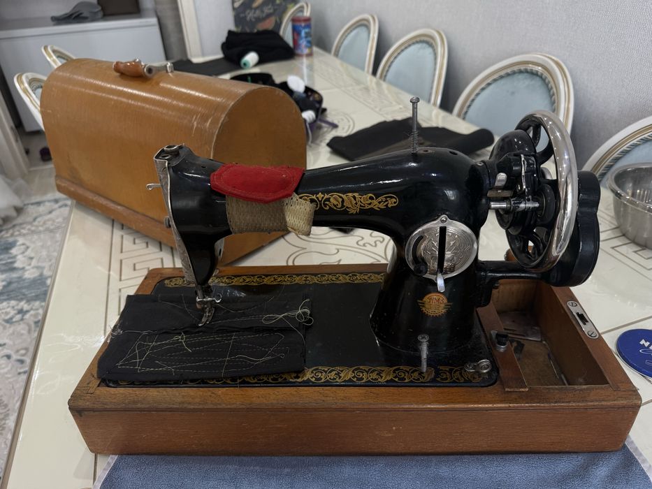 Швейная машинка