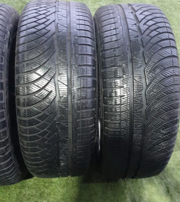 Anvelope iarna 245/45/18 Michelin