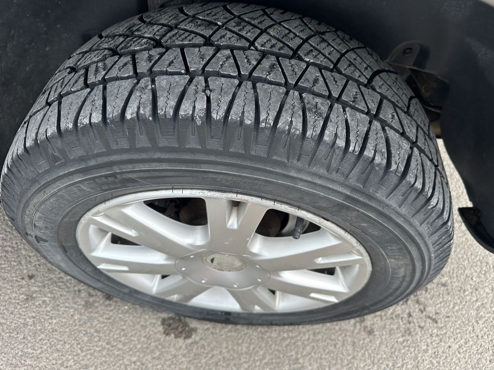 Vw Touareg/2009/2.5TDI/6+1Vit/Clima/Fiscal/Face lift-3.990€