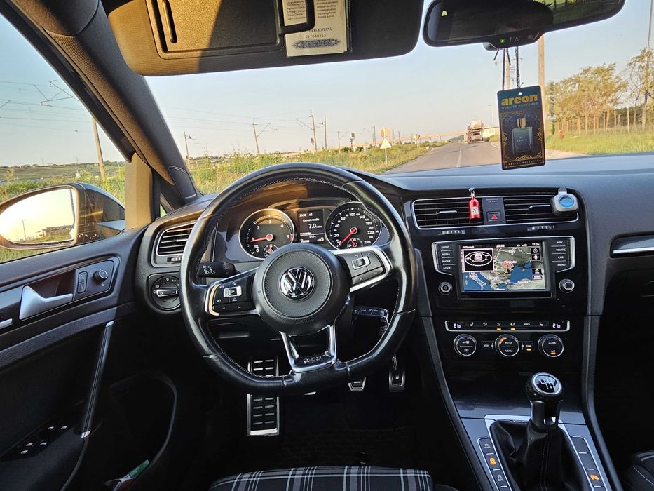 Golf 7 GTD 2016 220cp
