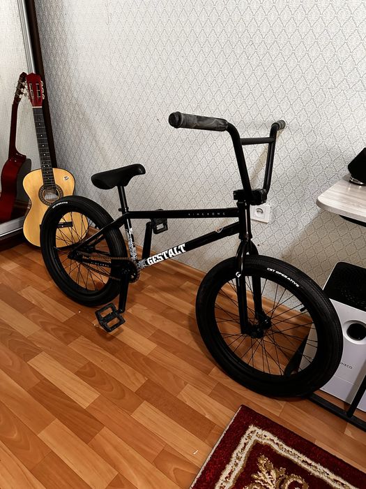 Продам бмх срочно