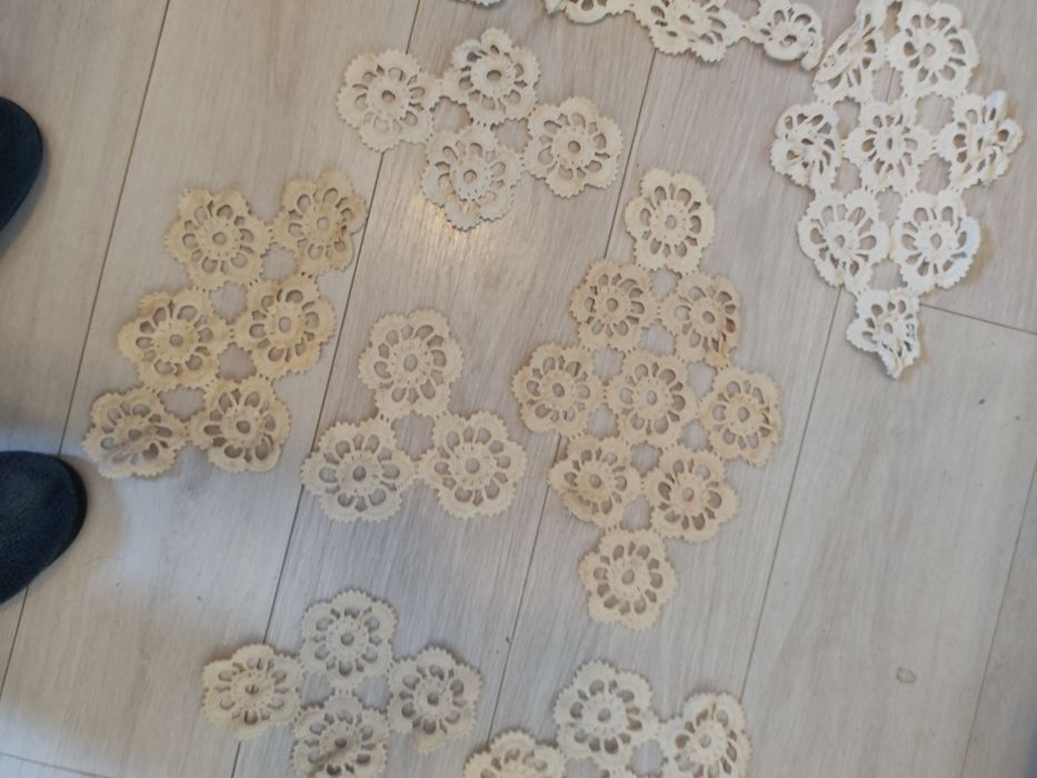 Față de masă și mileuri macrame