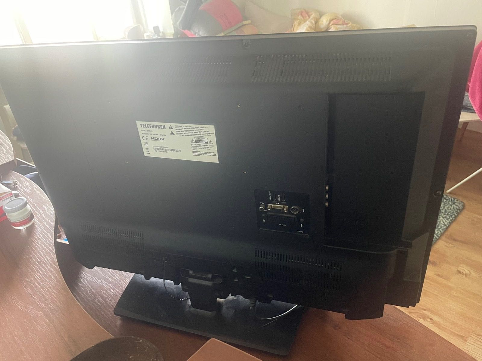 Telefunken 32HB4111 – LED TV 32″ с дистанционно
