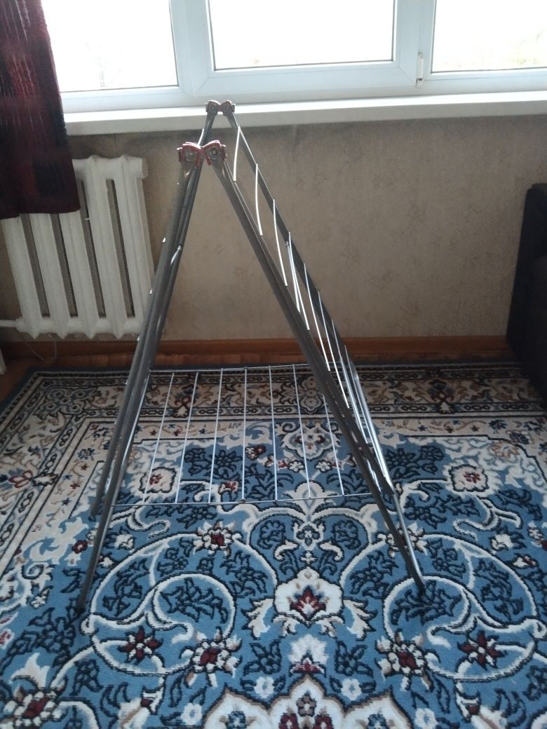 Продам сушилку для белья
