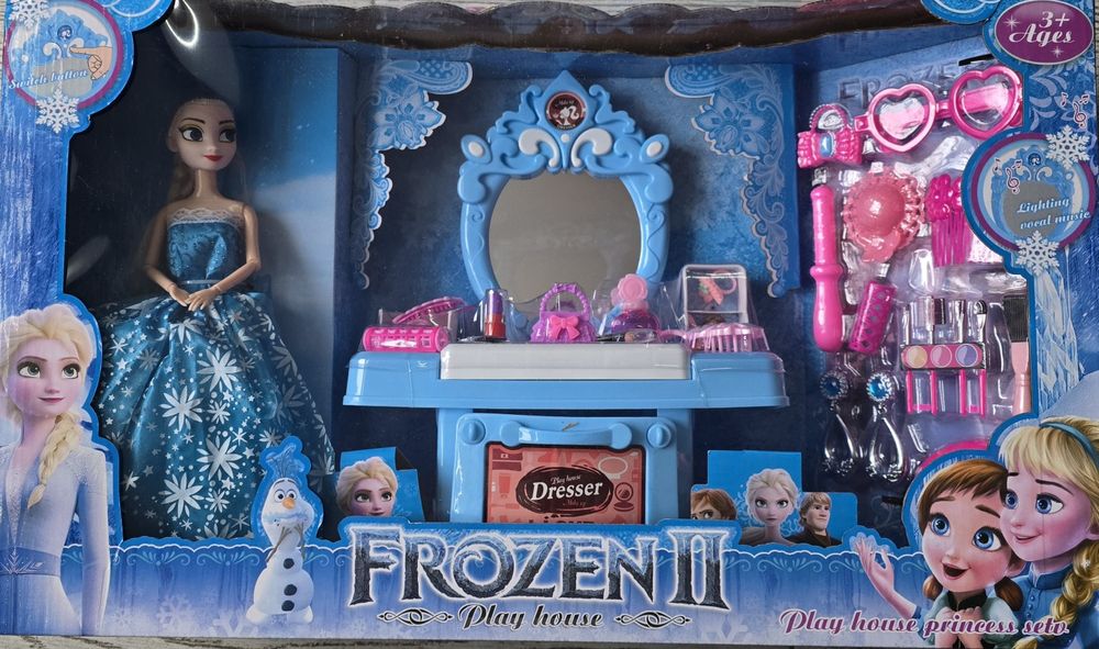 Дестка тоалетка и кукла Frozen