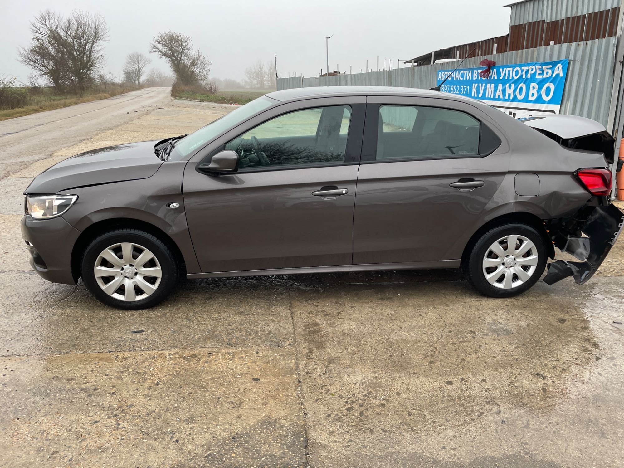 Peugeot 301, 1.5 BlueHDI, 102 кс. двигател YHY  скоростна кутия STT