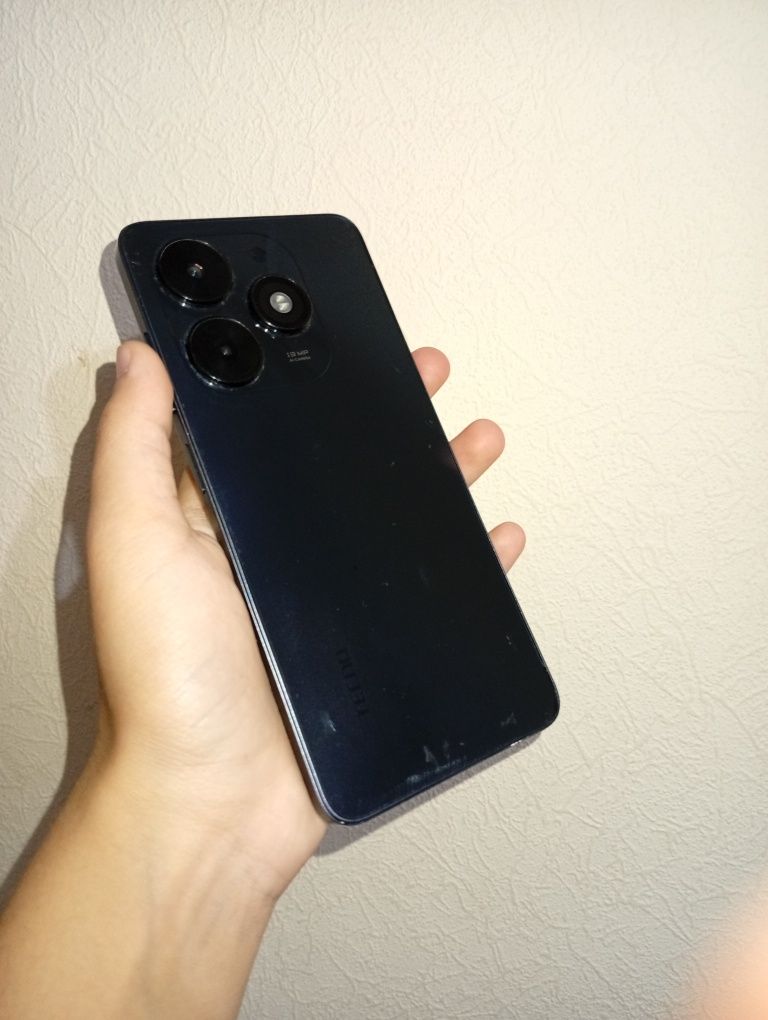 Tecno spark go 2024