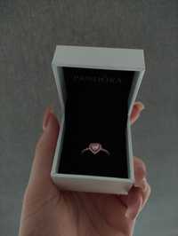 Кольцо Pandora .